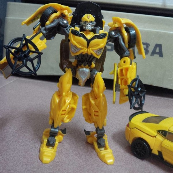 Transformers The Last Knight   Bumblebee, Berserker, And More Barricade Toy Leak Photos 01 (1 of 12)